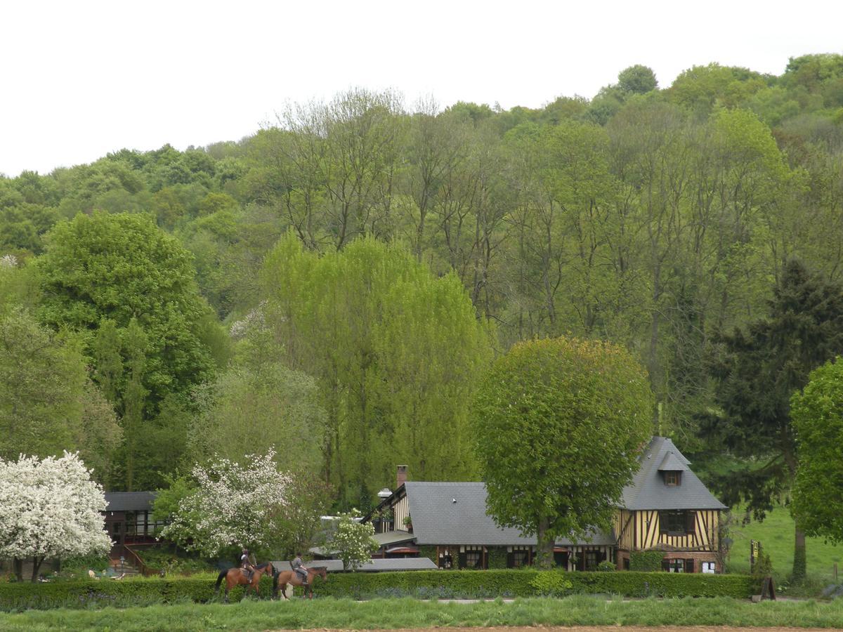 Auberge Du Val Au Cesne Saint-Clair-sur-les-Monts Exterior photo